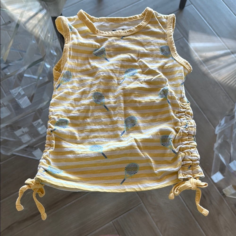 Monica + Andy top. Size 3T. Rouched sides